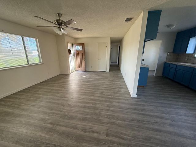 16385 N D Street, Madera, CA 93638