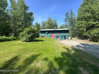 24064 S Moose Run Street, Talkeetna, AK 99676