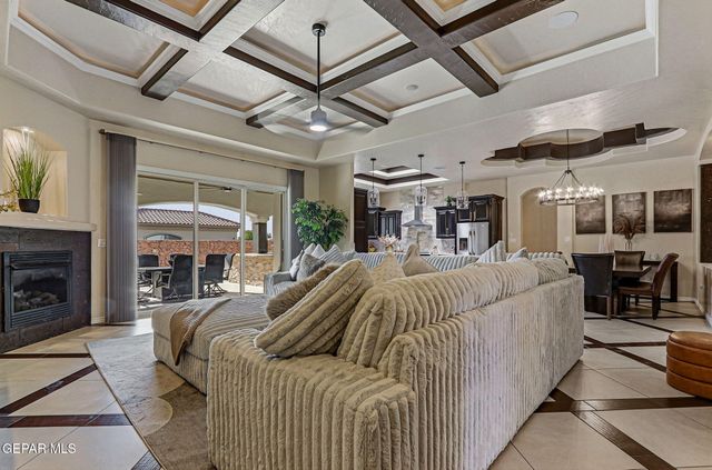899 Cortona Place, El Paso, TX 79928