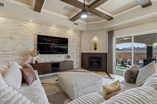 899 Cortona Place, El Paso, TX 79928