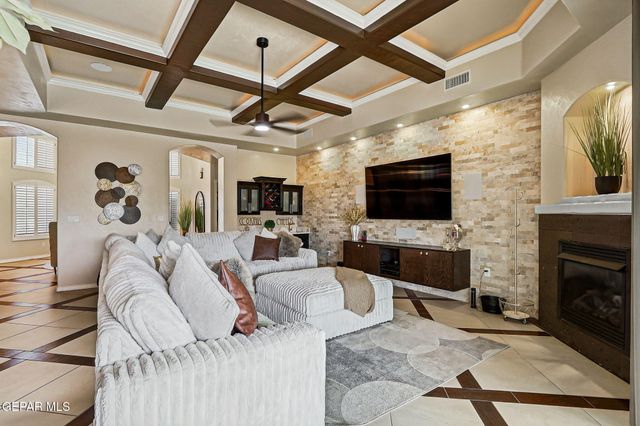899 Cortona Place, El Paso, TX 79928