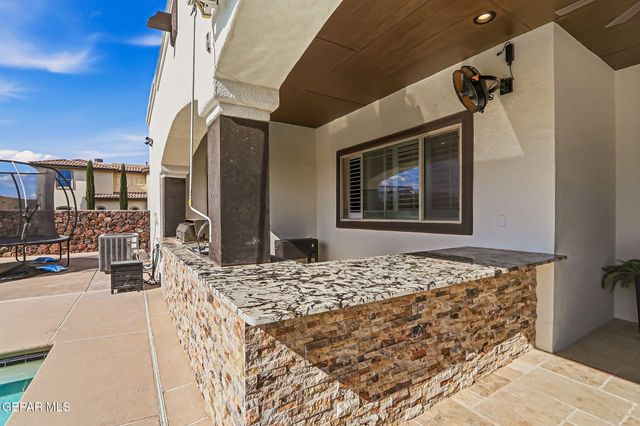 899 Cortona Place, El Paso, TX 79928