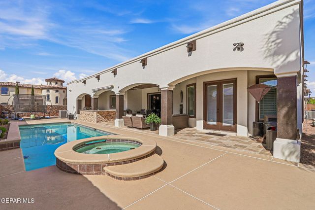 899 Cortona Place, El Paso, TX 79928