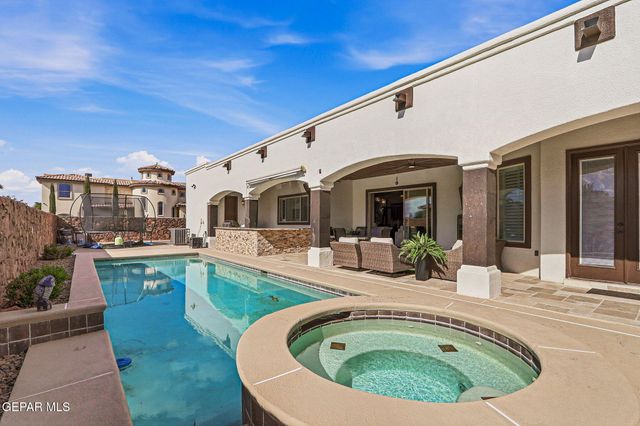 899 Cortona Place, El Paso, TX 79928
