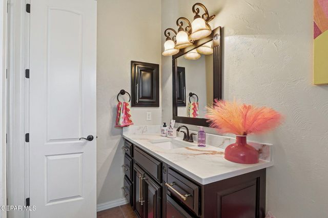 899 Cortona Place, El Paso, TX 79928