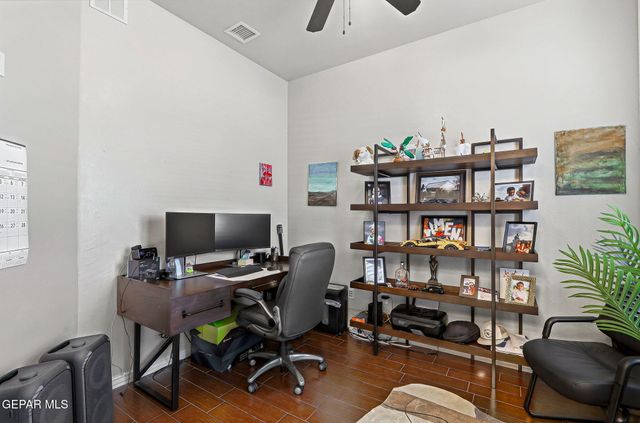 899 Cortona Place, El Paso, TX 79928