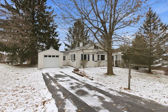 204 Eureka Drive, Manlius, NY 13104