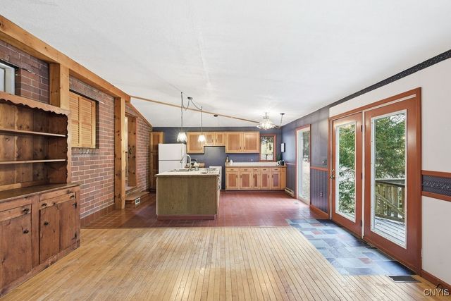 204 Eureka Drive, Manlius, NY 13104