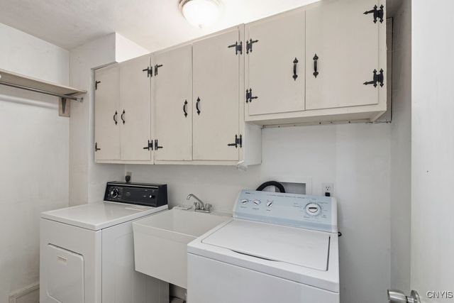 204 Eureka Drive, Manlius, NY 13104