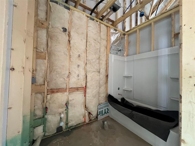 327 Willow Heights DR, Hutto, TX 78634