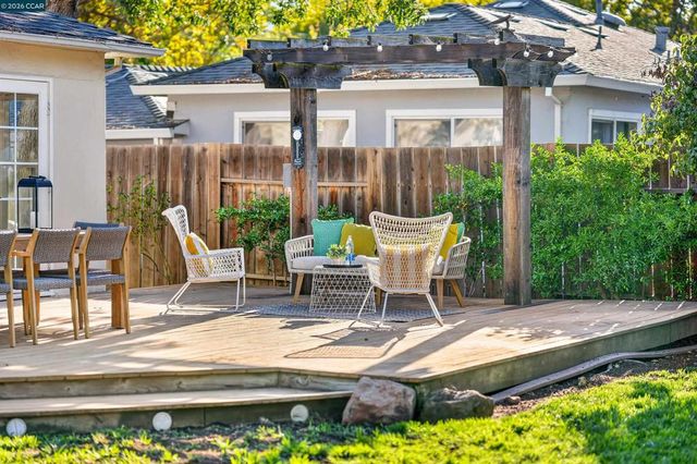3216 Rogers Ave, Walnut Creek, CA 94597