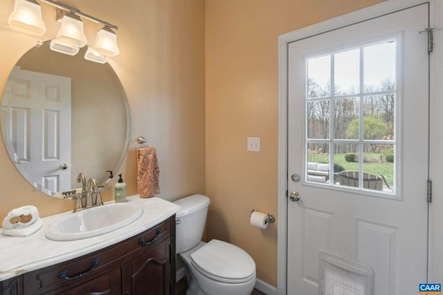 1309 MIDDLE RIVER RD, Stanardsville, VA 22973