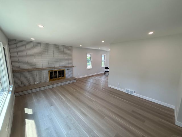 13128 Talbot Avenue, Huntington Woods, MI 48070