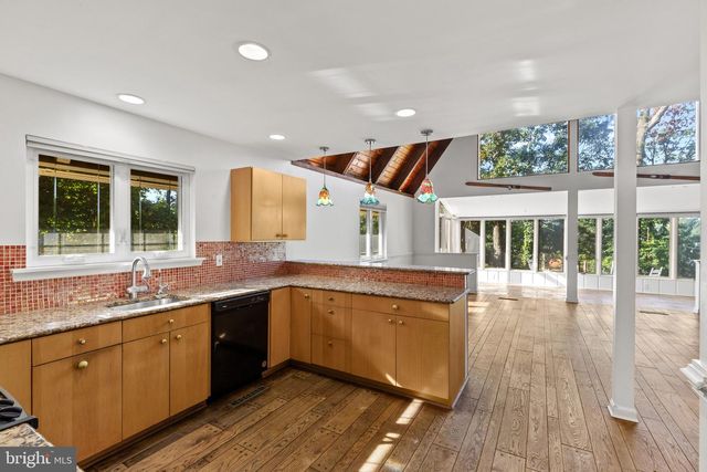 2915 SOUTH CT, Annapolis, MD 21401