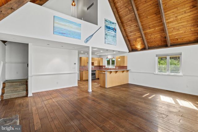 2915 SOUTH CT, Annapolis, MD 21401