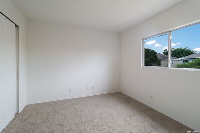 7827 Oakdale Park, San Antonio, TX 78254