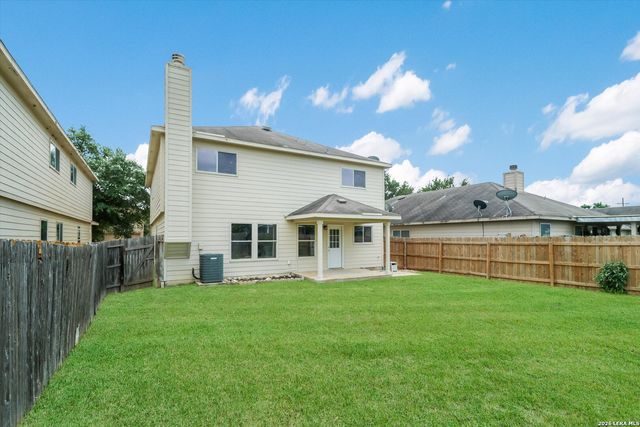 7827 Oakdale Park, San Antonio, TX 78254