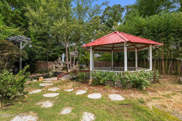 414 Crown Drive, Washington, NC 27889