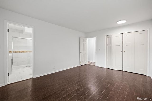 11215 Chippewa Drive, Warren, MI 48093