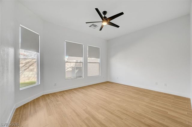 9194 Penn Station Street, Las Vegas, NV 89123