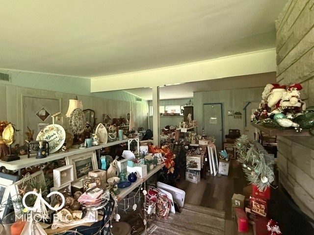 8625 Rosewood Lane, Indianapolis, IN 46240