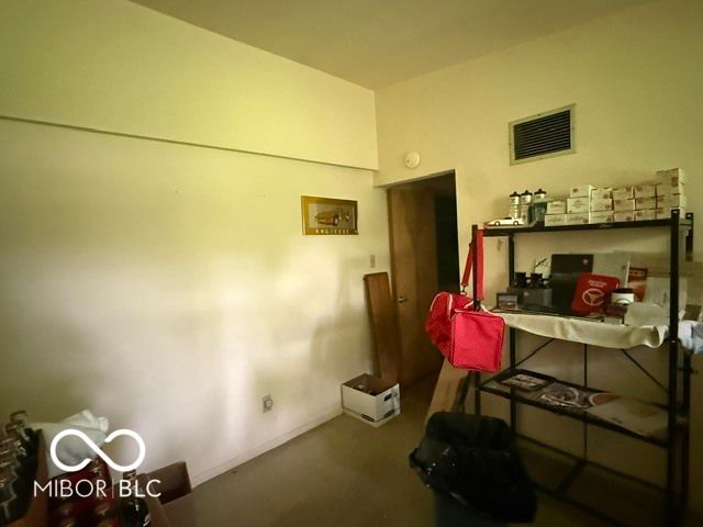 8625 Rosewood Lane, Indianapolis, IN 46240