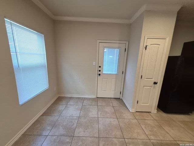 6002 Jax Way Unit 102, San Antonio, TX 78244