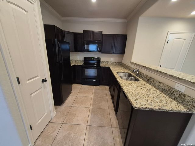 6002 Jax Way Unit 102, San Antonio, TX 78244