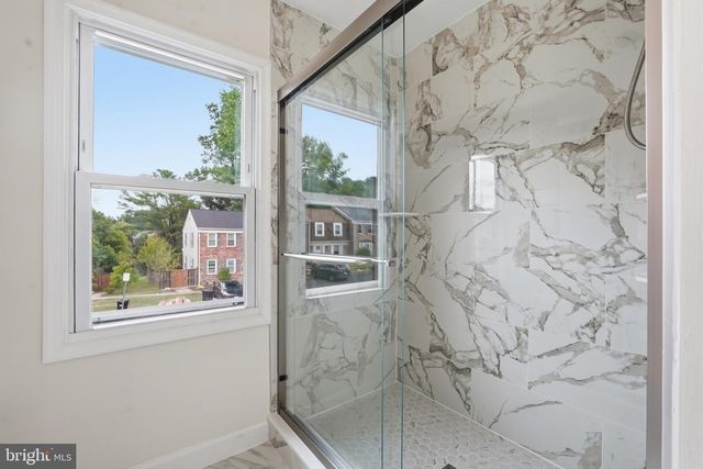 5537 KENDRICK LN, Burke, VA 22015