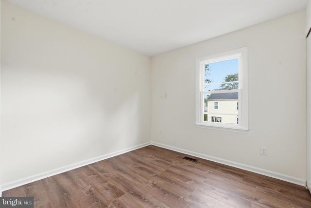 5537 KENDRICK LN, Burke, VA 22015