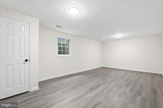 5537 KENDRICK LN, Burke, VA 22015