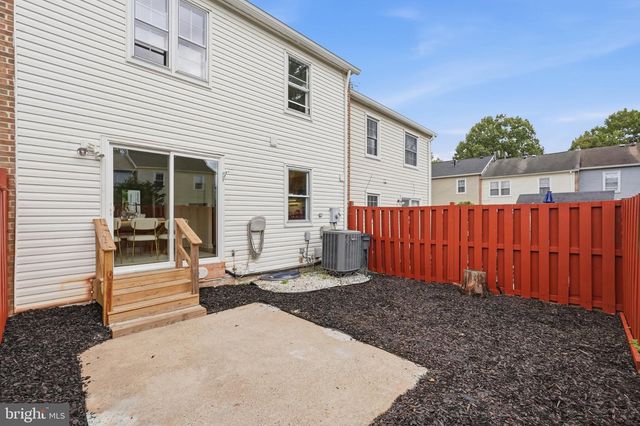 5537 KENDRICK LN, Burke, VA 22015