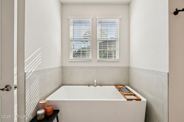 36273 SUGAR Court, Hilliard, FL 32046