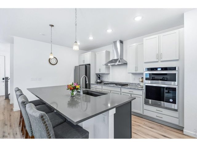 5174 Rendezvous Pkwy, Timnath, CO 80547