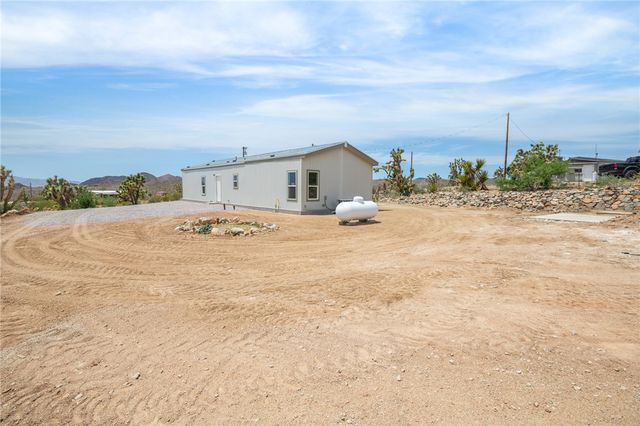 16500 N Ladera Drive, Dolan Springs, AZ 86441