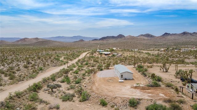 16500 N Ladera Drive, Dolan Springs, AZ 86441