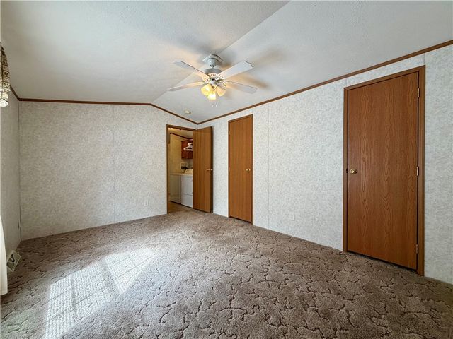 450 Old Scales Rd, South Franklin, PA 15301