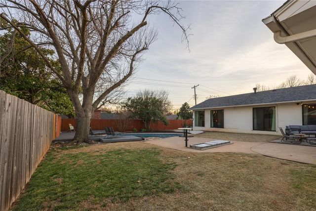 2216 NW 56th Terrace, Oklahoma City, OK 73112