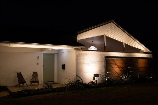 2216 NW 56th Terrace, Oklahoma City, OK 73112