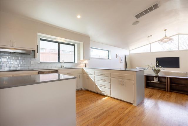 2216 NW 56th Terrace, Oklahoma City, OK 73112