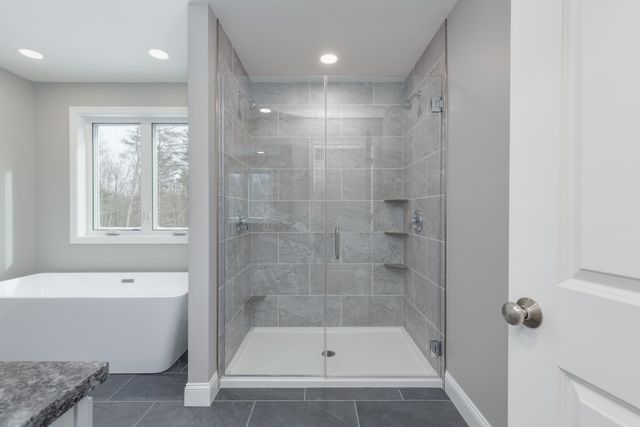 821 Cross Country Road, Pembroke, NH 03275