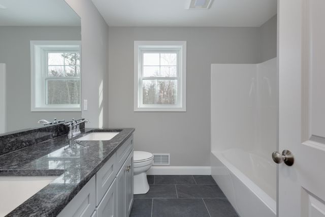 821 Cross Country Road, Pembroke, NH 03275