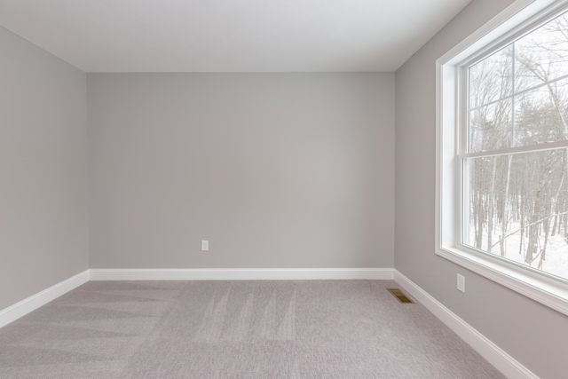 821 Cross Country Road, Pembroke, NH 03275