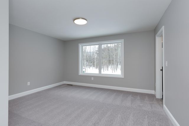 821 Cross Country Road, Pembroke, NH 03275