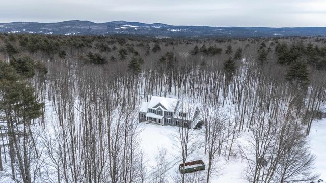 821 Cross Country Road, Pembroke, NH 03275