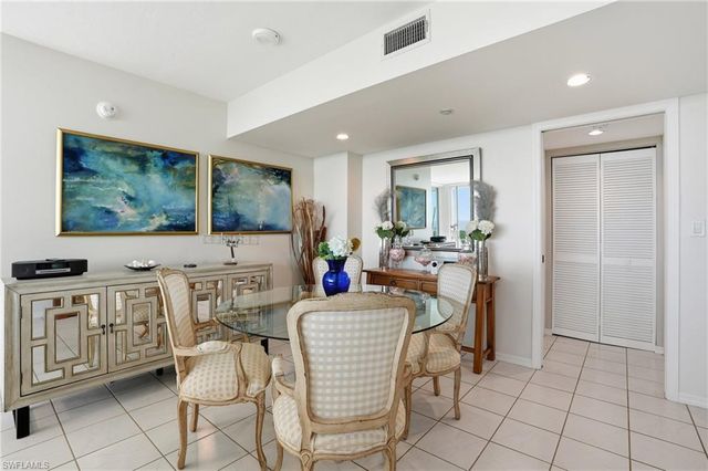6101 Pelican Bay BLVD # 805, Naples, FL 34108