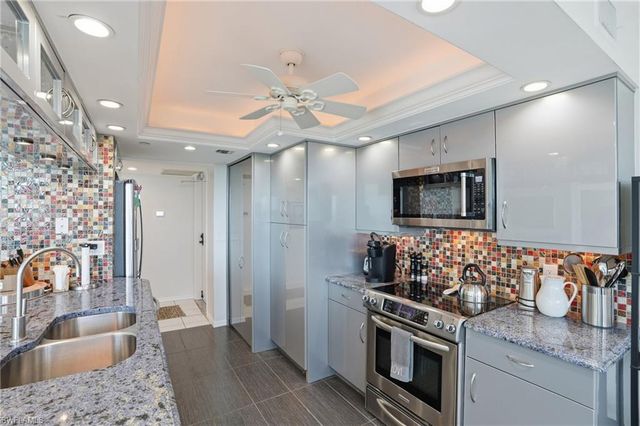 6101 Pelican Bay BLVD # 805, Naples, FL 34108