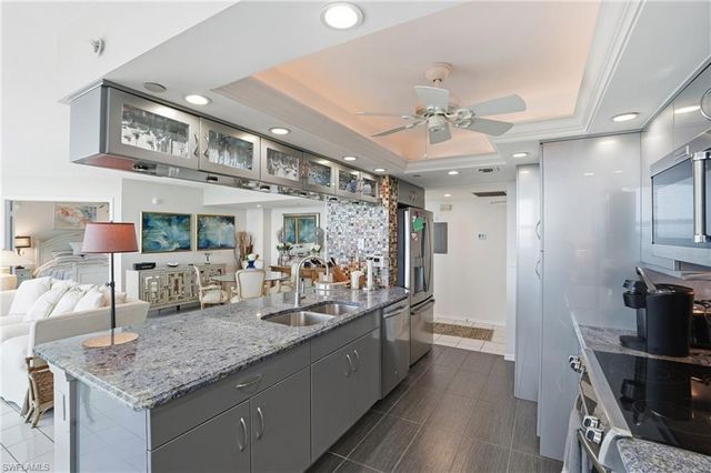 6101 Pelican Bay BLVD # 805, Naples, FL 34108