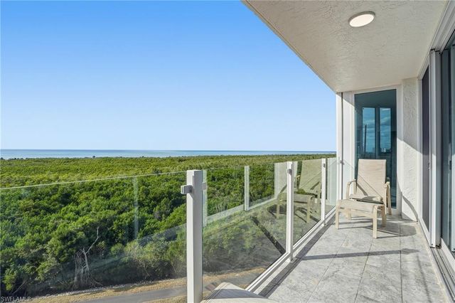 6101 Pelican Bay BLVD # 805, Naples, FL 34108