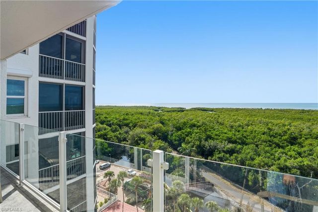 6101 Pelican Bay BLVD # 805, Naples, FL 34108